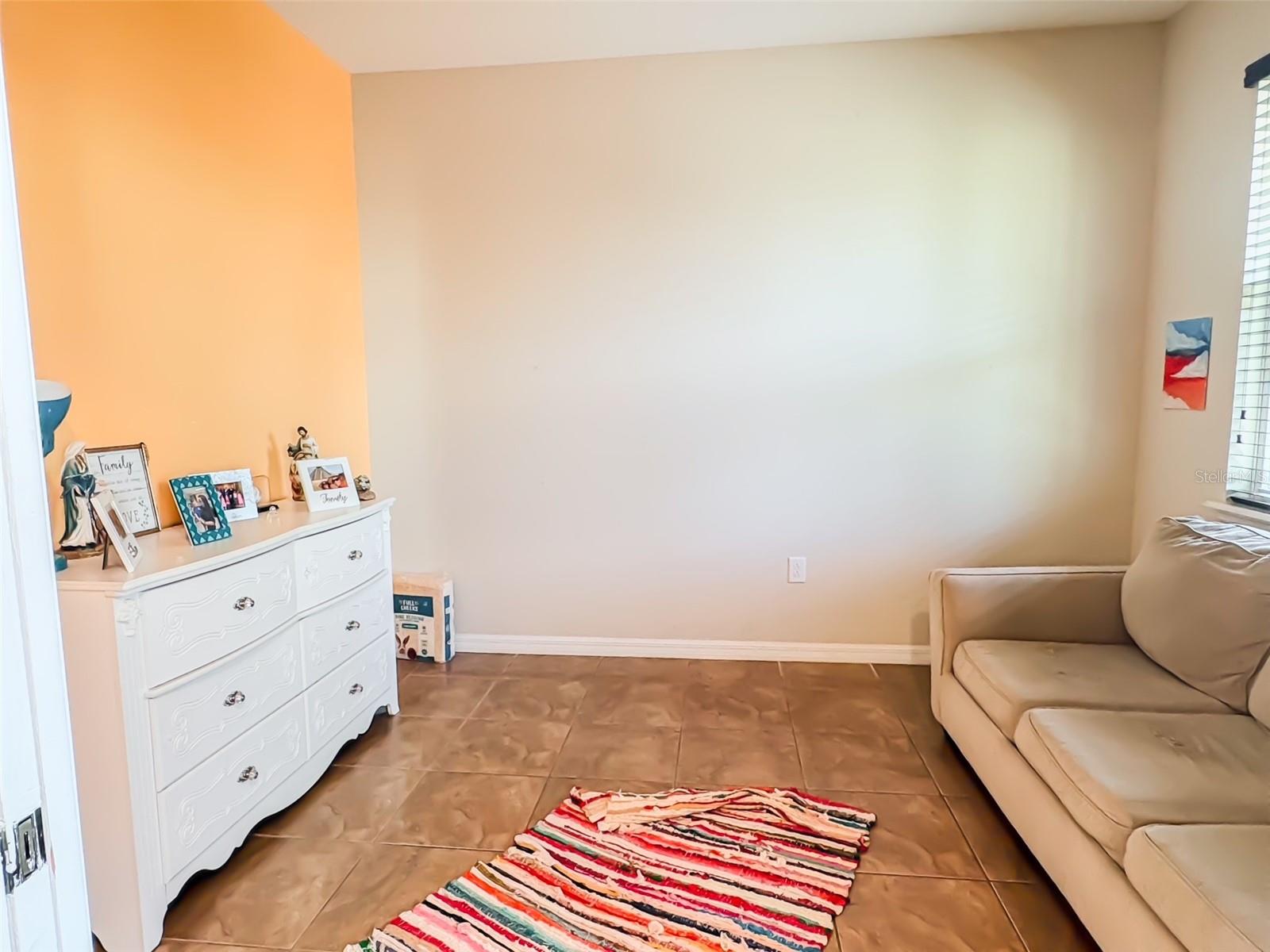 Image 7 of 51 For 8607 Randal Park Boulevard