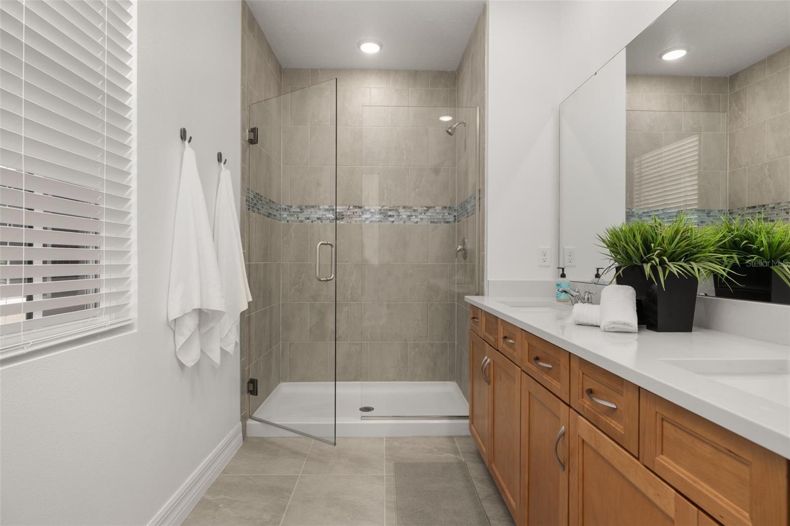 Image 33 of 51 For 1849 Island Village Way