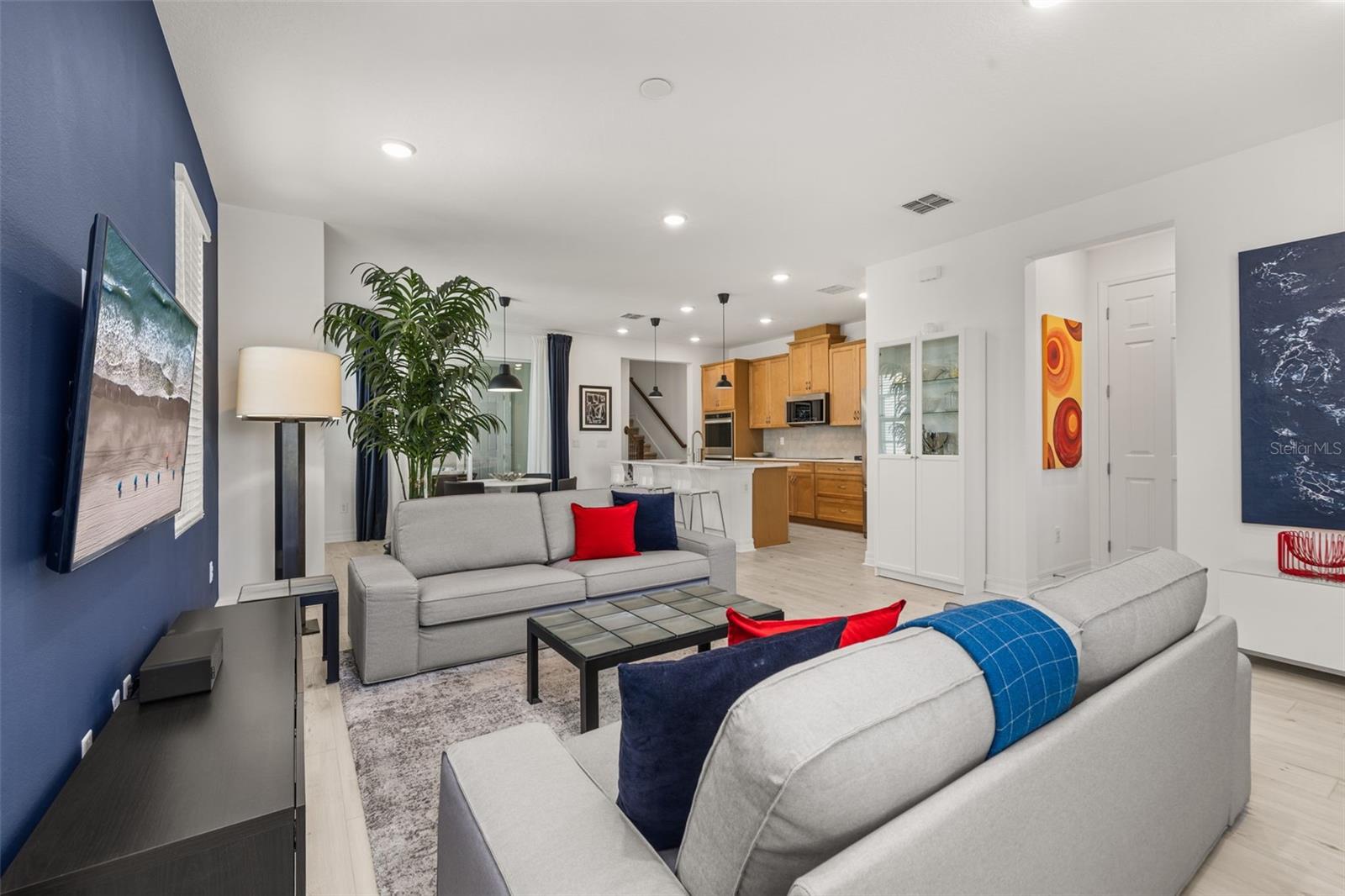 Image 6 of 51 For 1849 Island Village Way