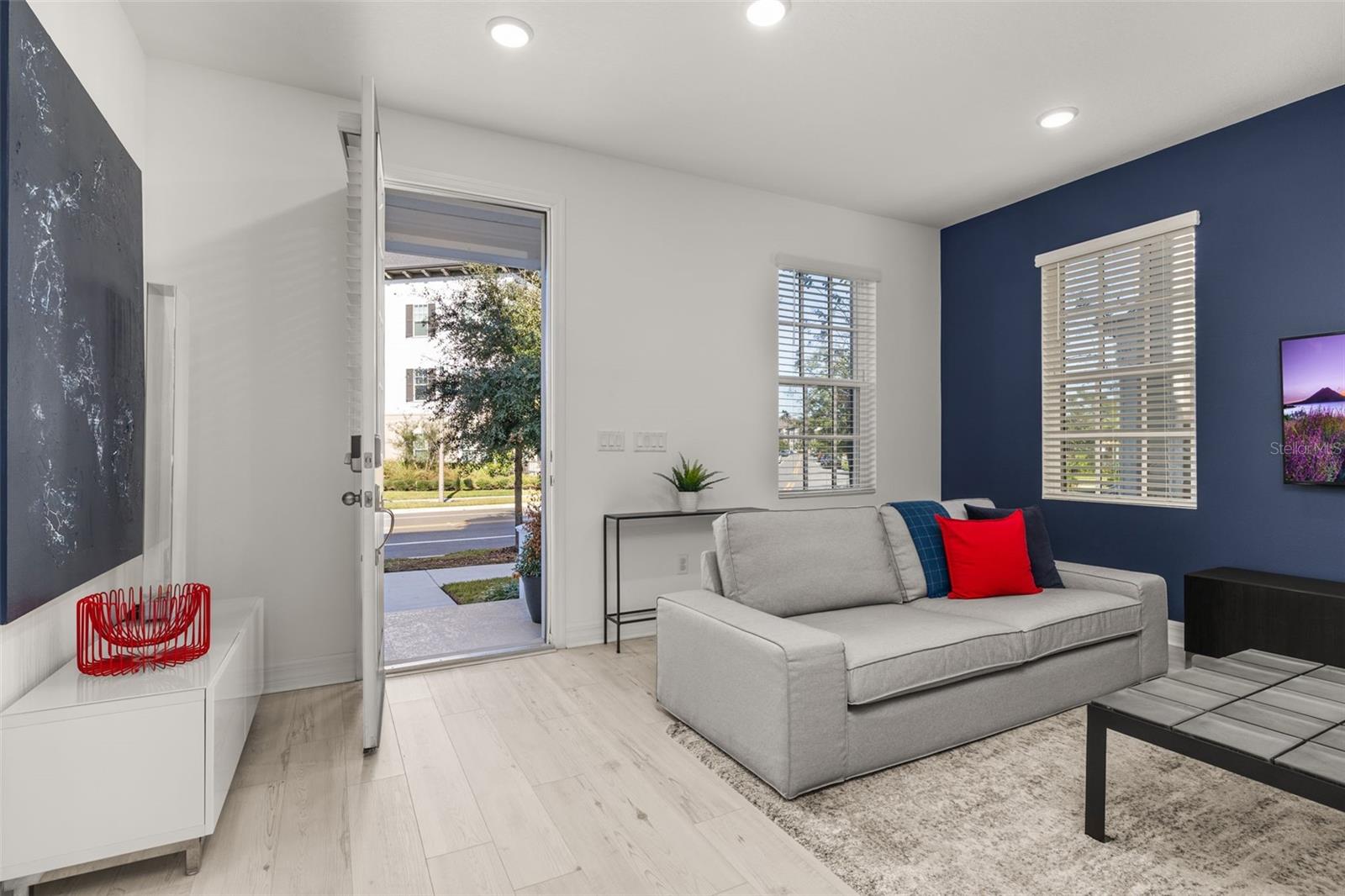 Image 7 of 51 For 1849 Island Village Way