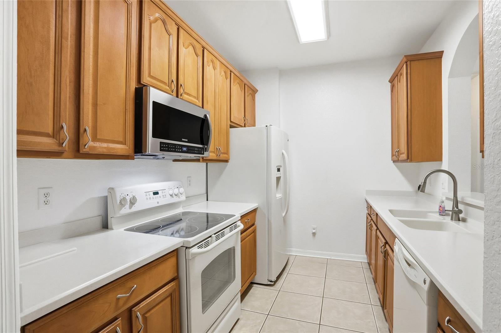 Image 12 of 93 For 8302 Portofino Drive 105