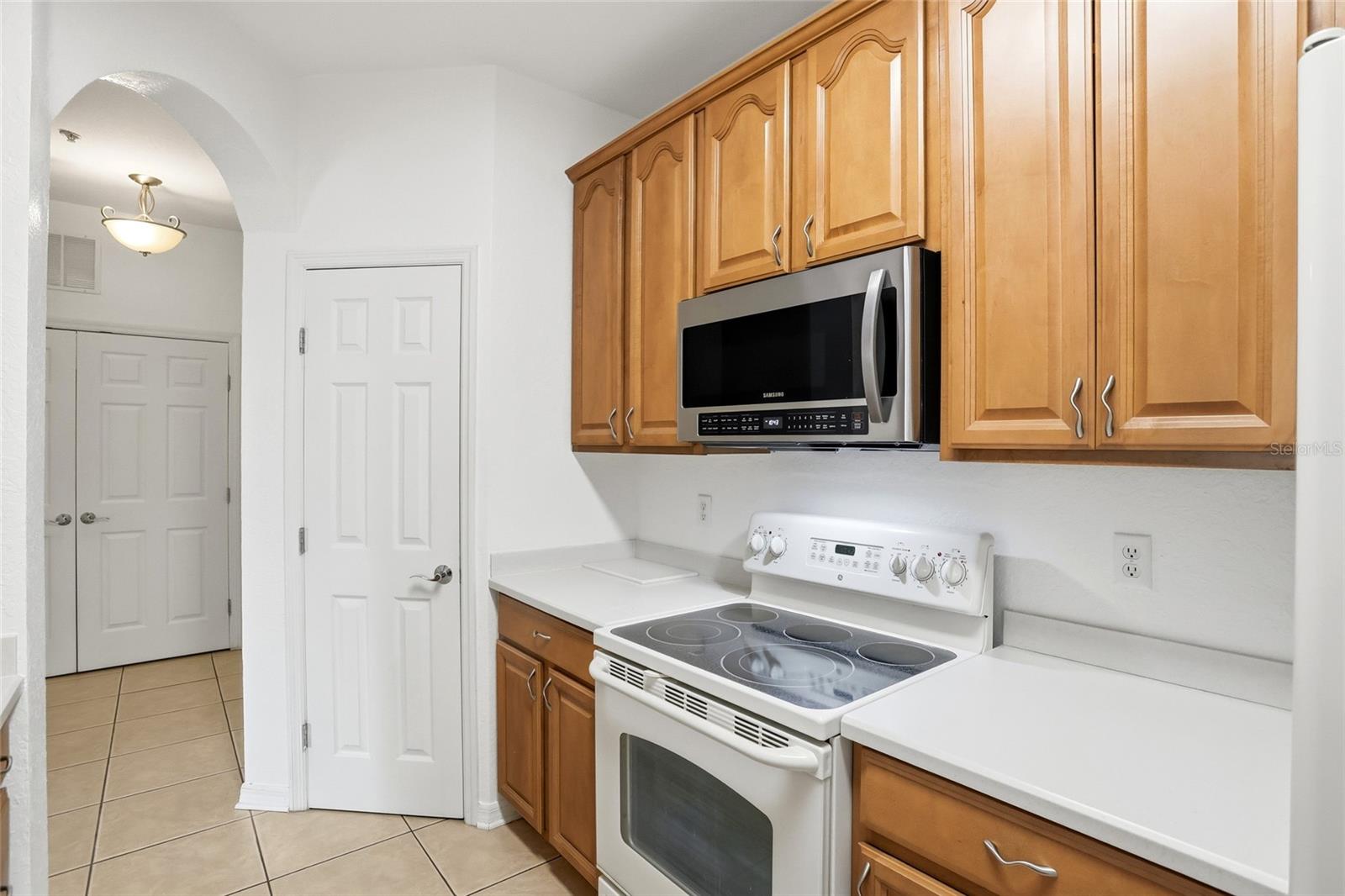 Image 15 of 93 For 8302 Portofino Drive 105