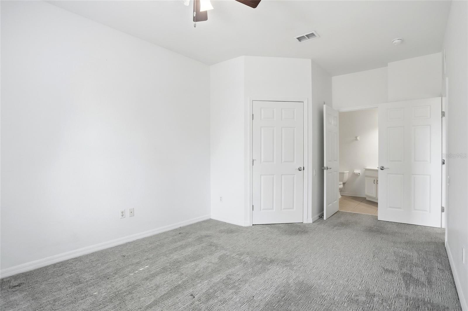 Image 30 of 93 For 8302 Portofino Drive 105