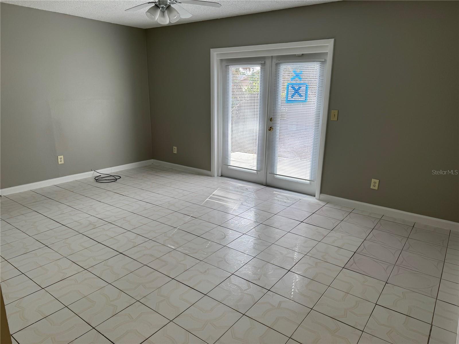 Image 6 of 14 For 4617 Frisco Circle