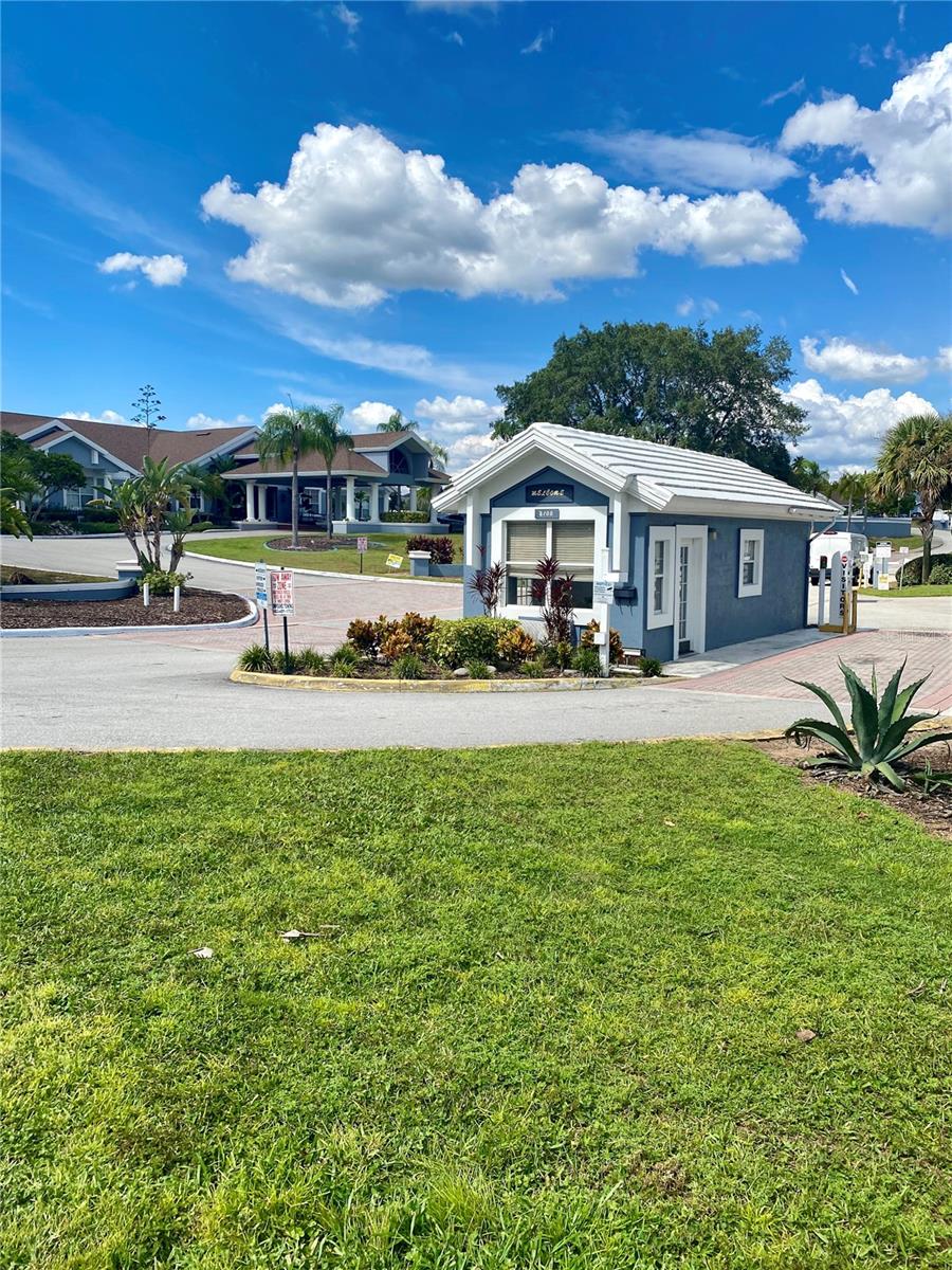 Image 11 of 21 For 811 Orchid Drive A