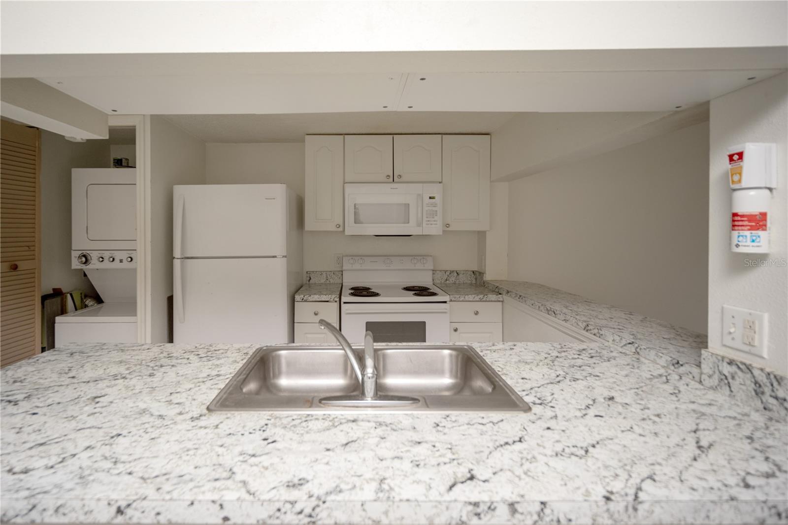 Image 3 of 21 For 811 Orchid Drive A