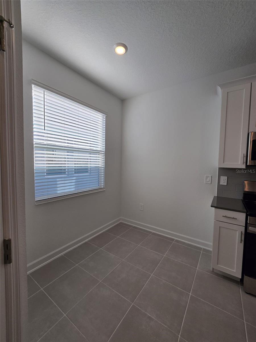 Image 12 of 31 For 1904 Flourish Avenue