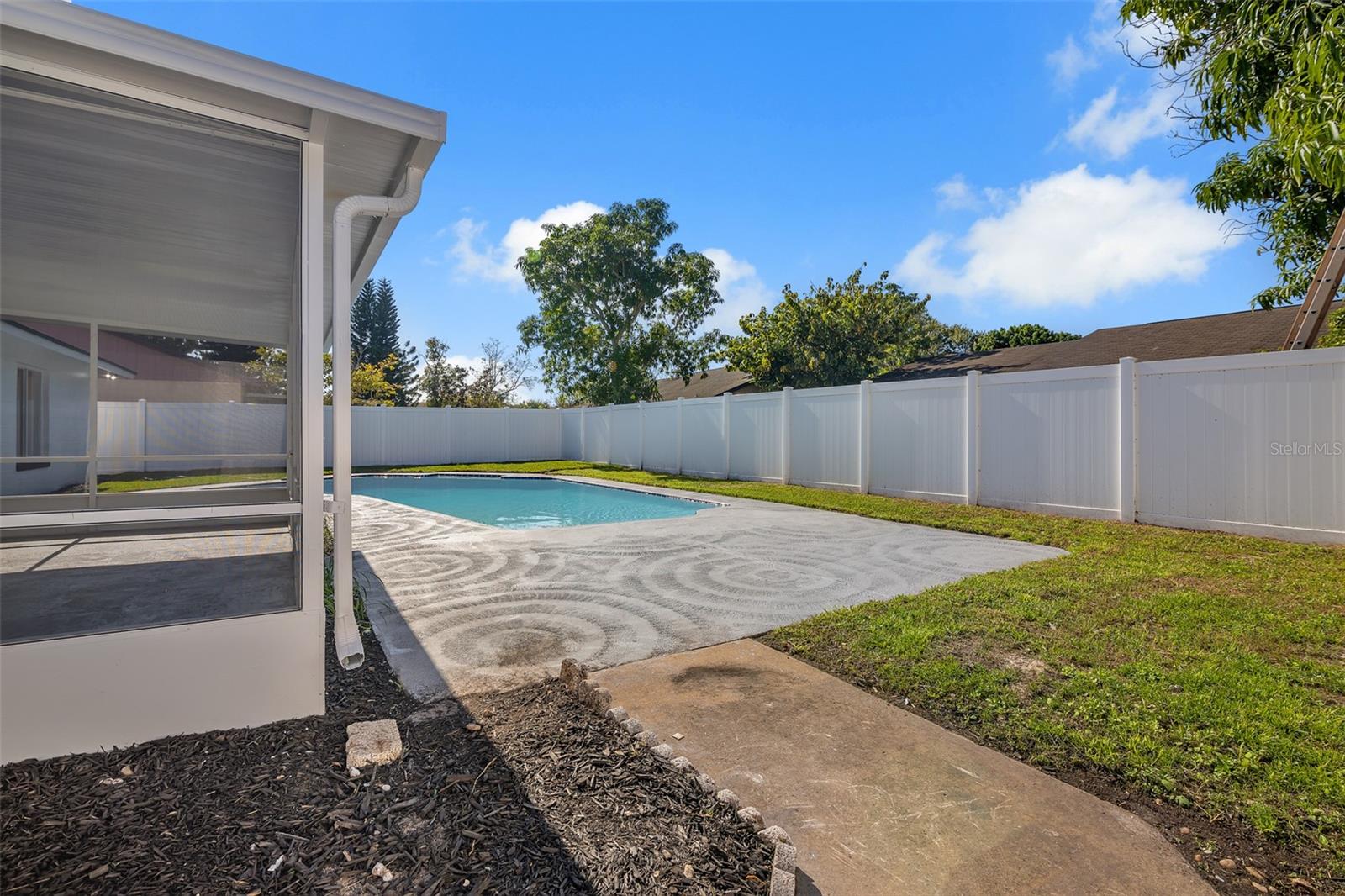 Image 33 of 41 For 11420 Taurus Court