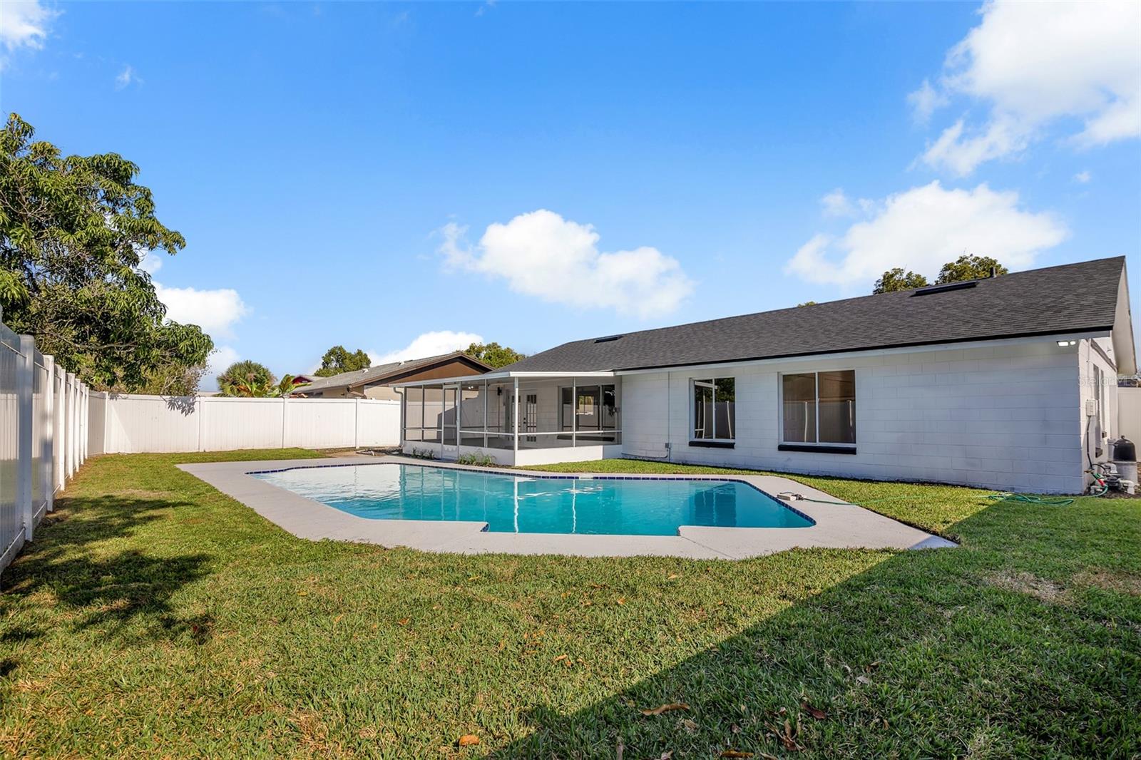 Image 35 of 41 For 11420 Taurus Court