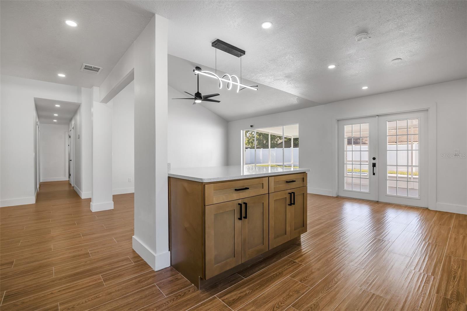 Image 9 of 41 For 11420 Taurus Court