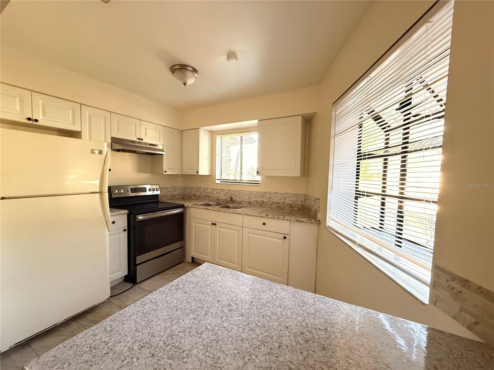 Image 11 of 13 For 1708 Foxhall Circle