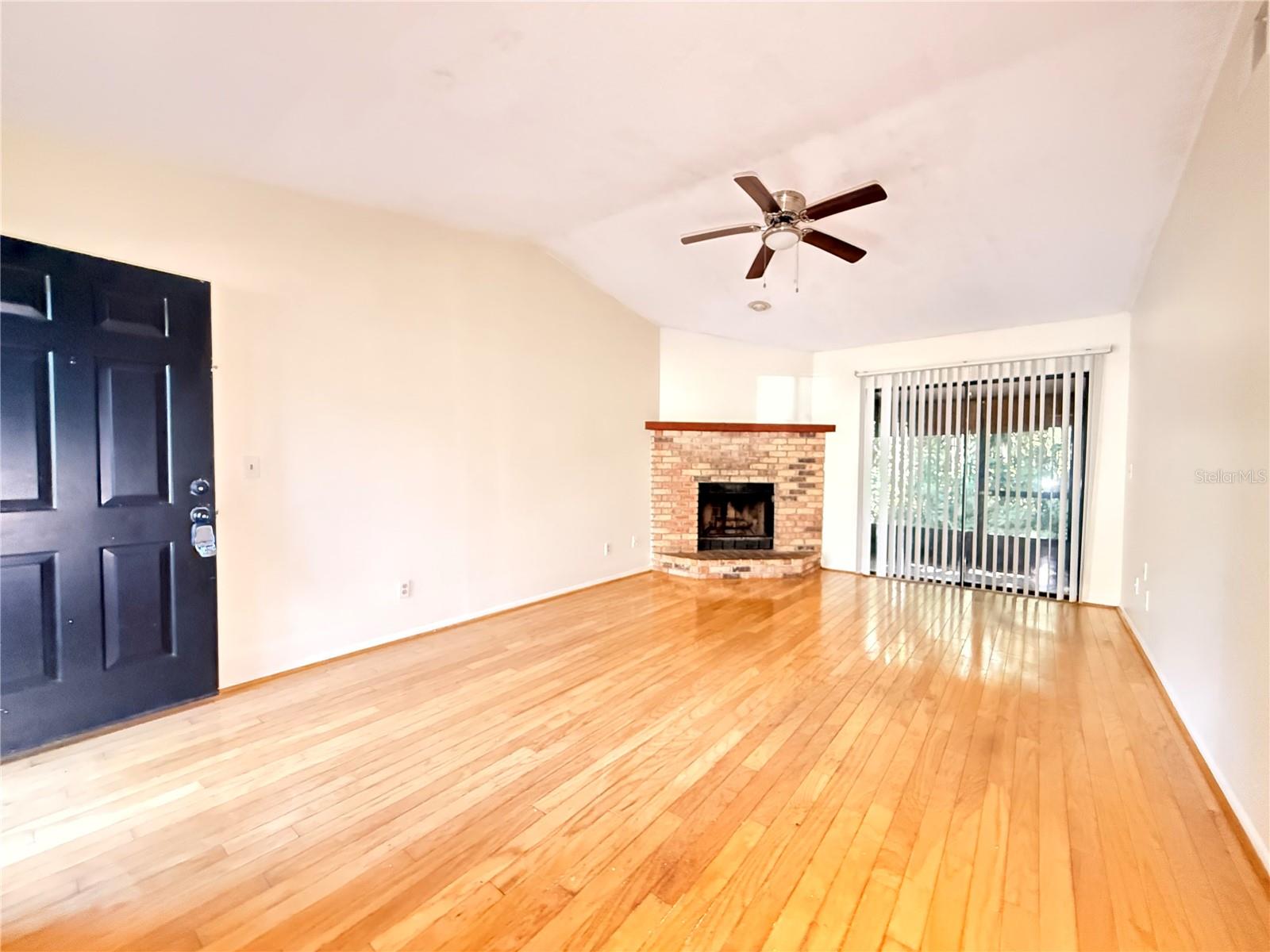 Image 3 of 13 For 1708 Foxhall Circle