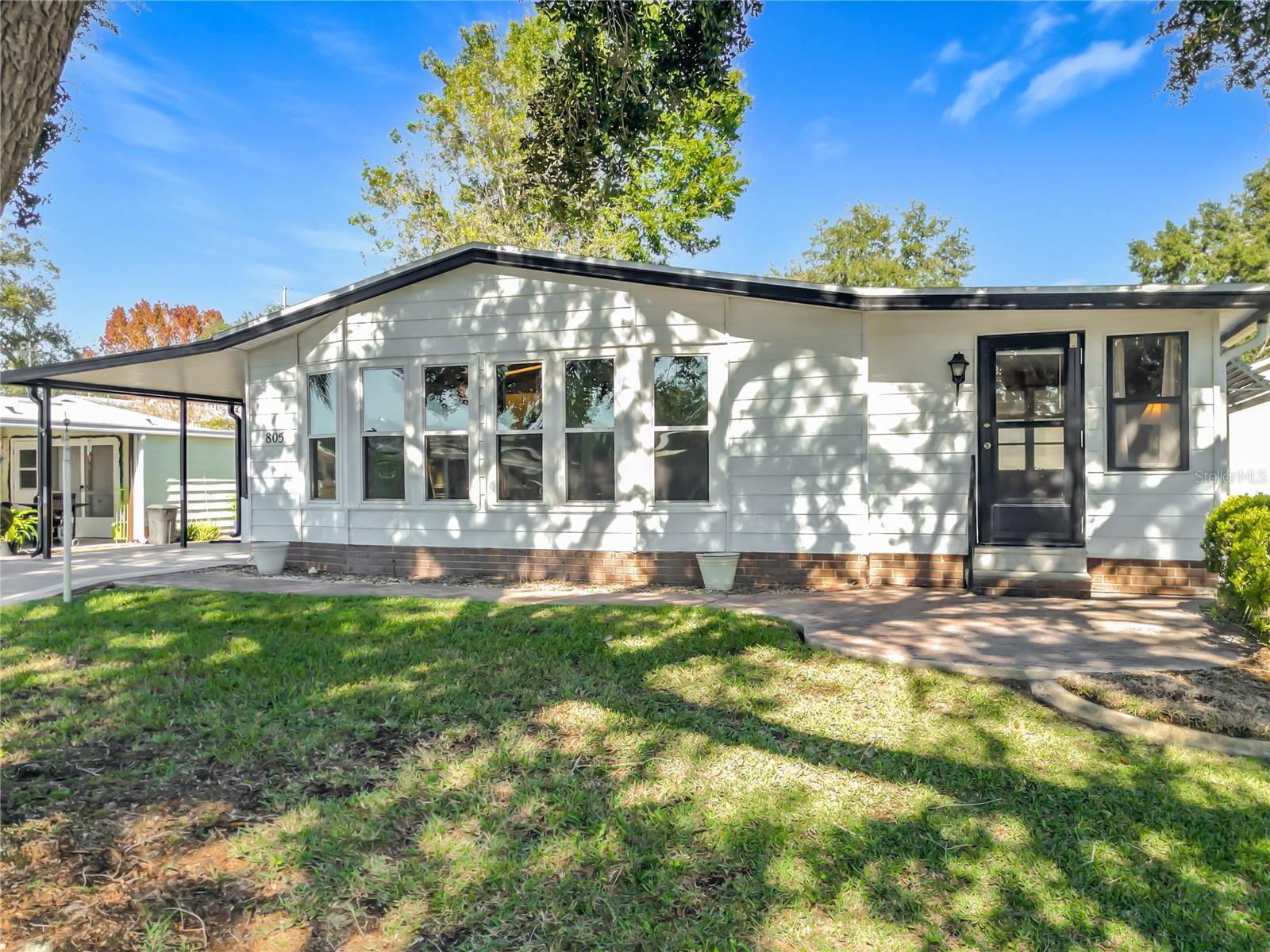 Details for 805 Camelia Court, LADY LAKE, FL 32159