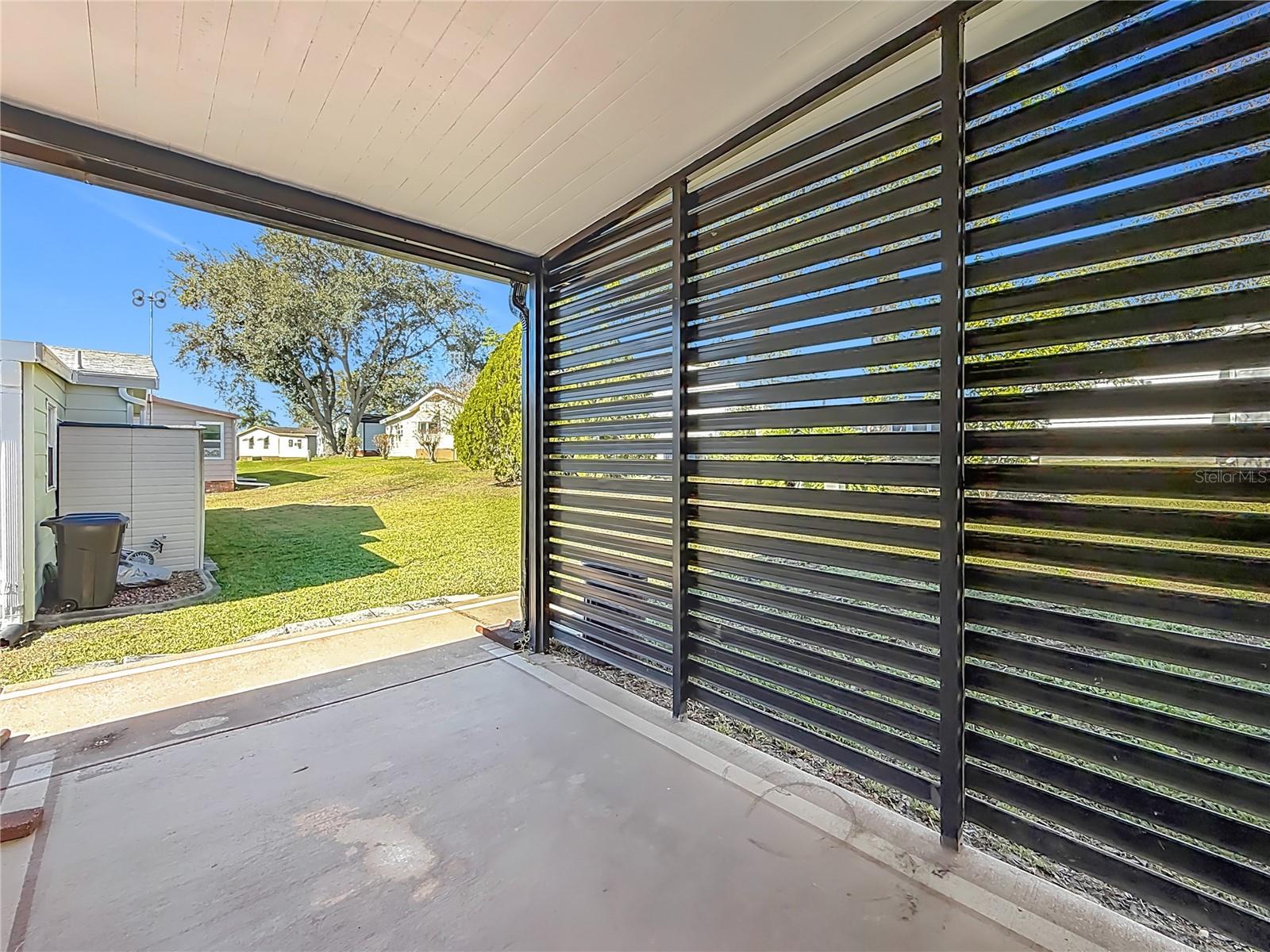 Image 19 of 34 For 805 Camelia Court