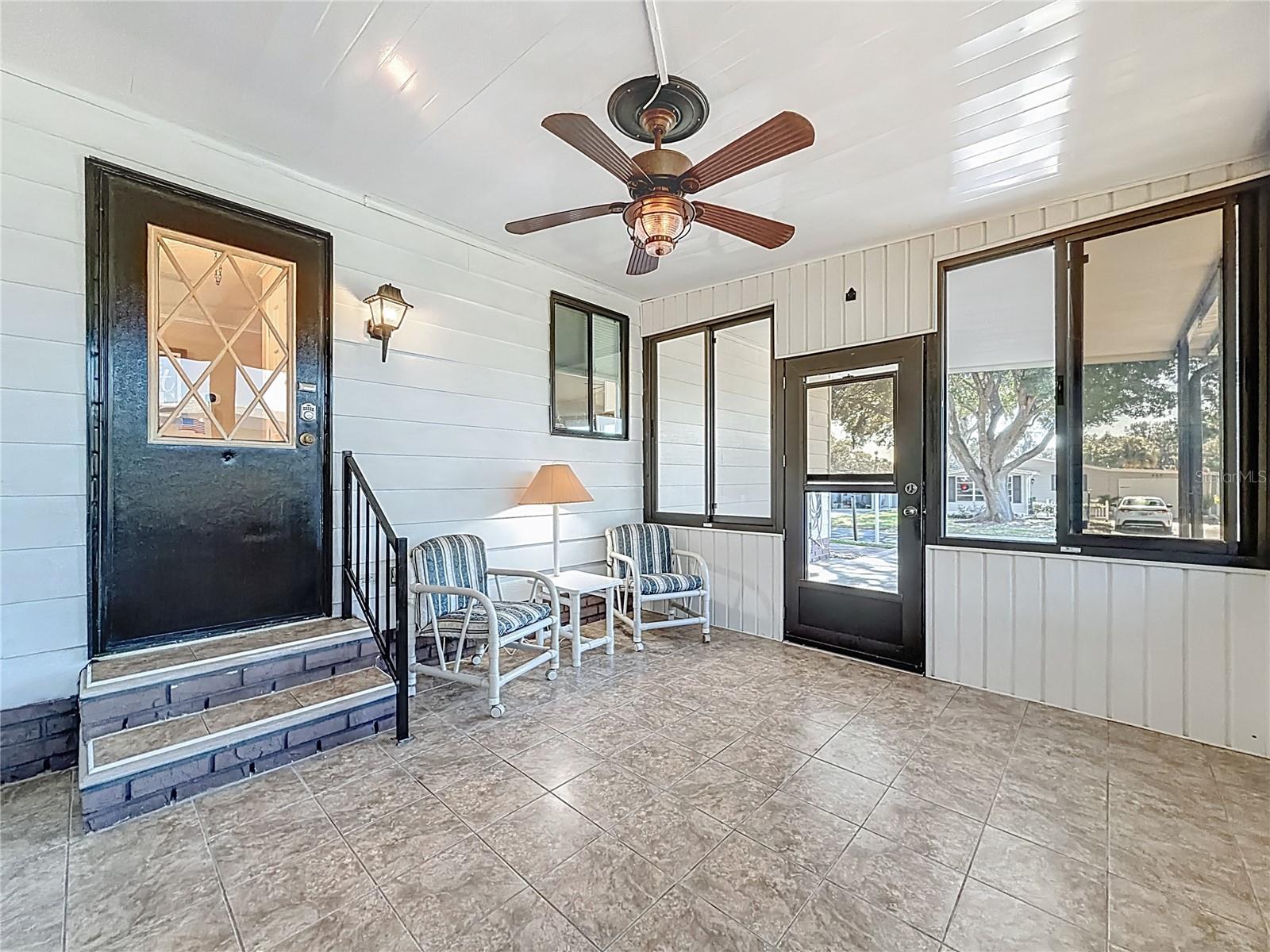 Image 20 of 34 For 805 Camelia Court