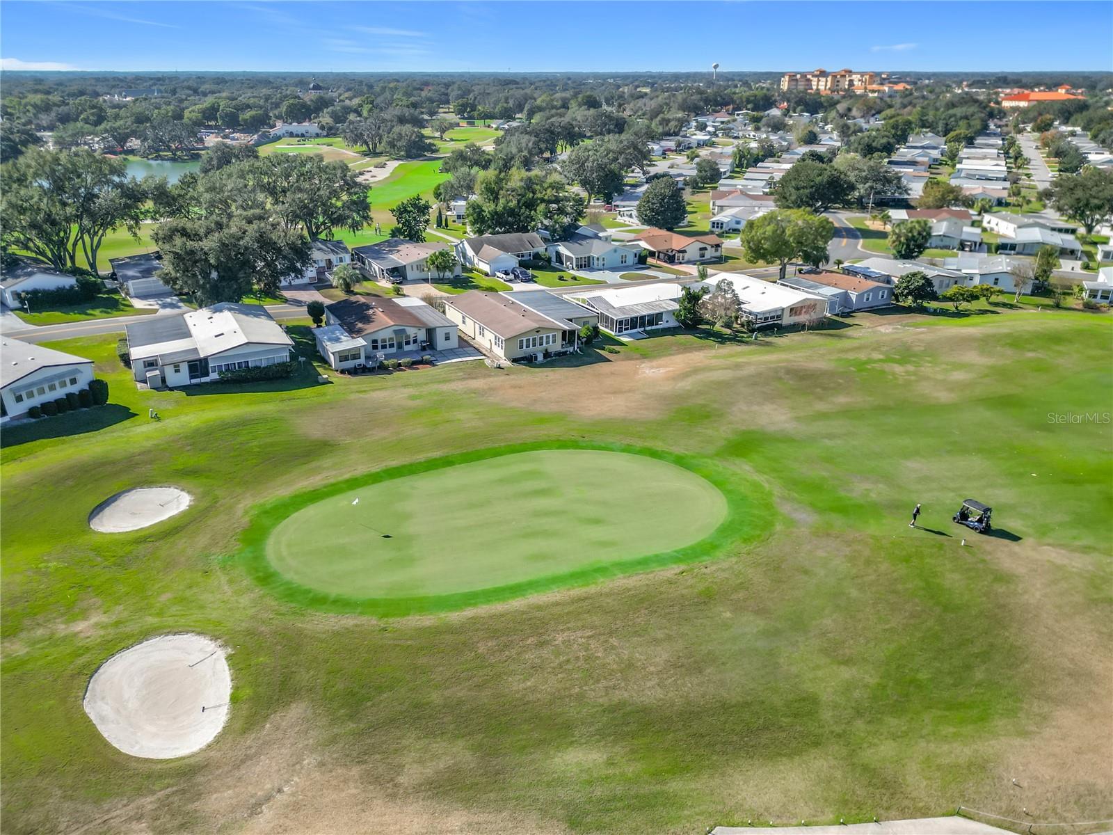 Image 26 of 34 For 805 Camelia Court