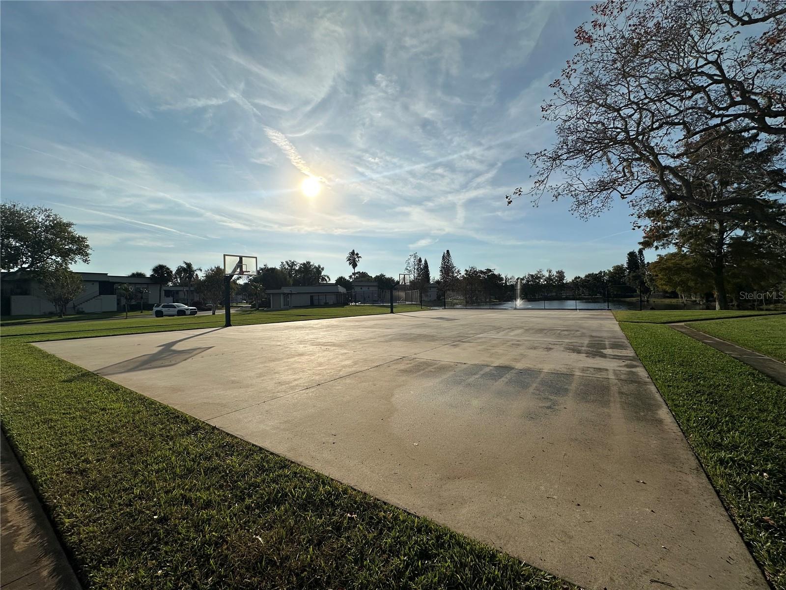 Image 24 of 29 For 22 Windtree Lane 203