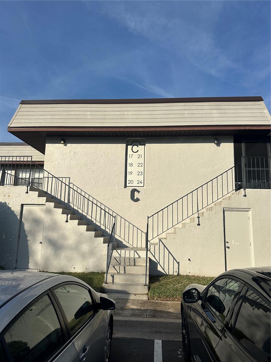 Image 26 of 29 For 22 Windtree Lane 203