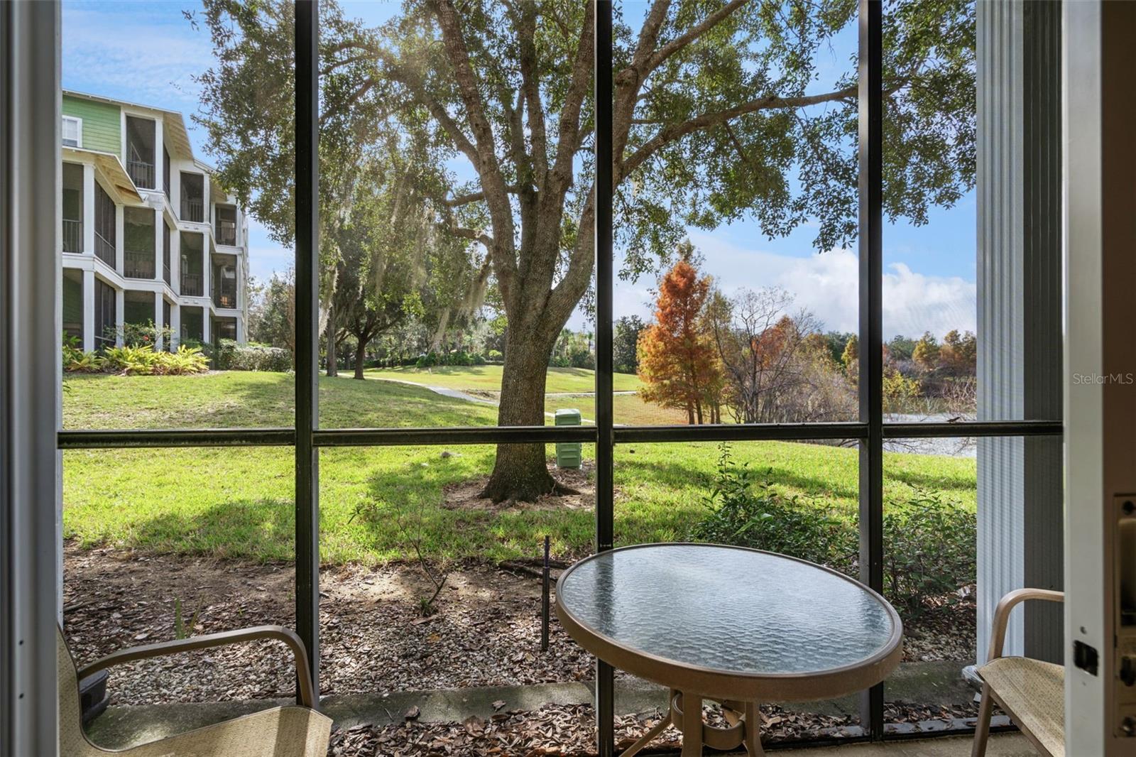 Image 19 of 66 For 1103 Gran Bahama Boulevard