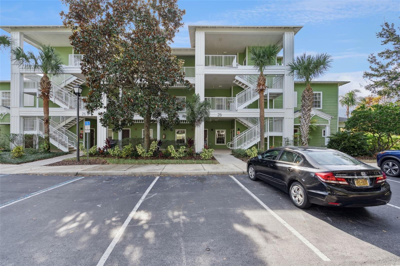 Image 2 of 66 For 1103 Gran Bahama Boulevard