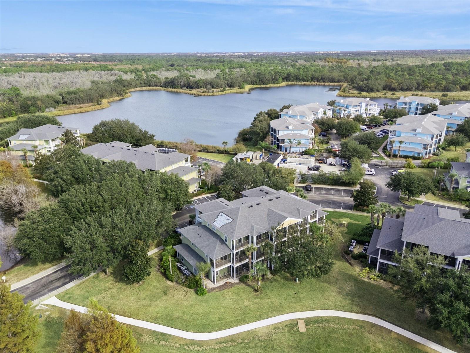 Image 23 of 66 For 1103 Gran Bahama Boulevard