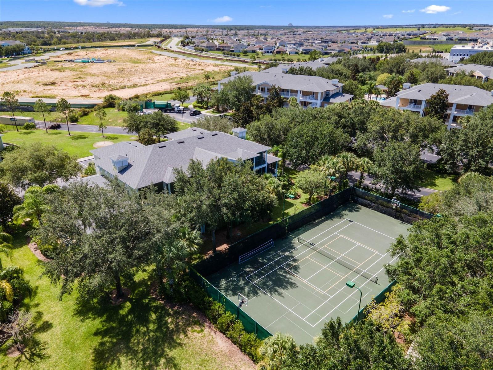 Image 38 of 66 For 1103 Gran Bahama Boulevard