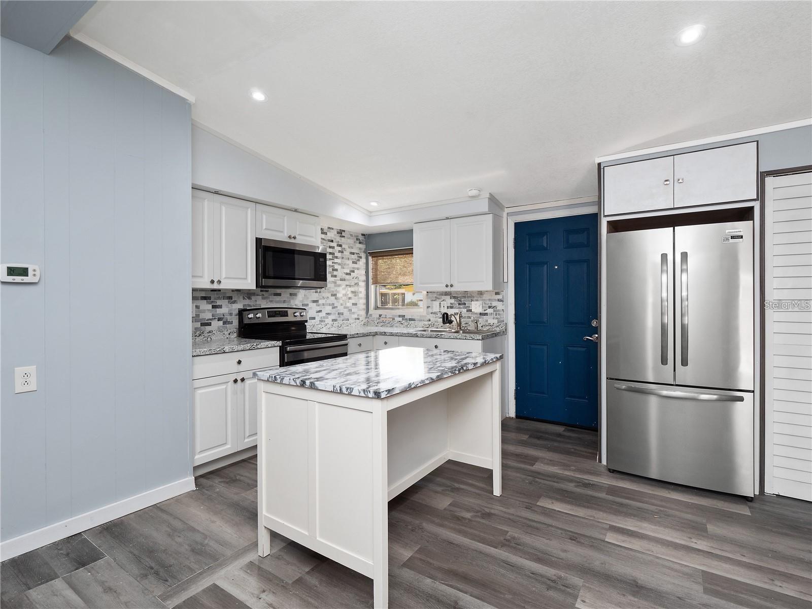 Image 6 of 24 For 6820 Pompeii Road