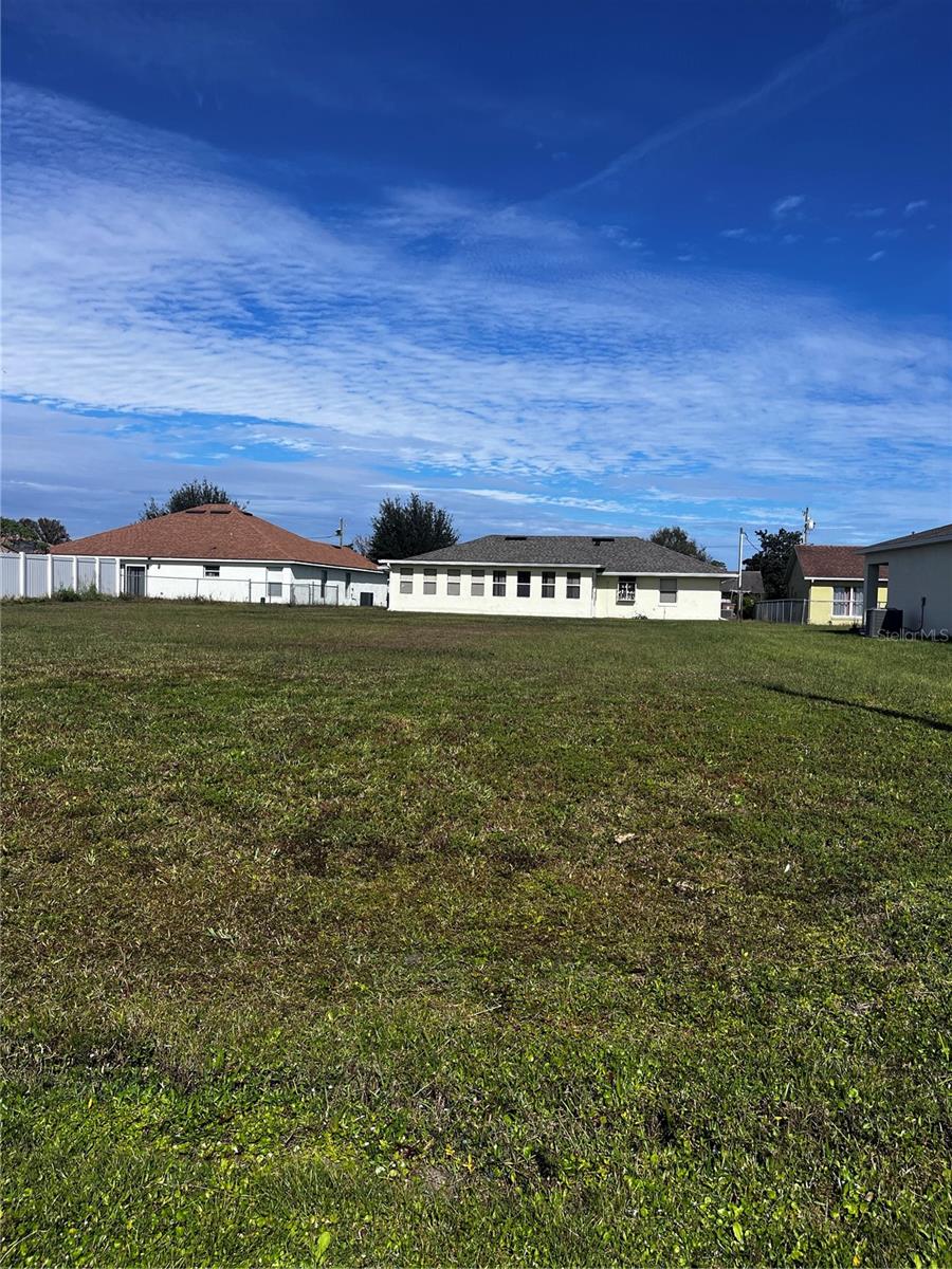 Image 2 of 5 For 725 Leonardo Court