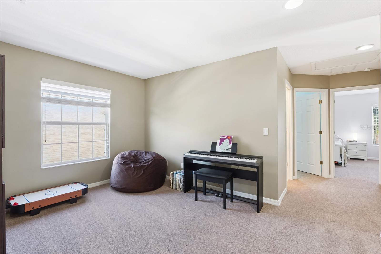 Image 16 of 34 For 9972 Hidden Dunes Lane