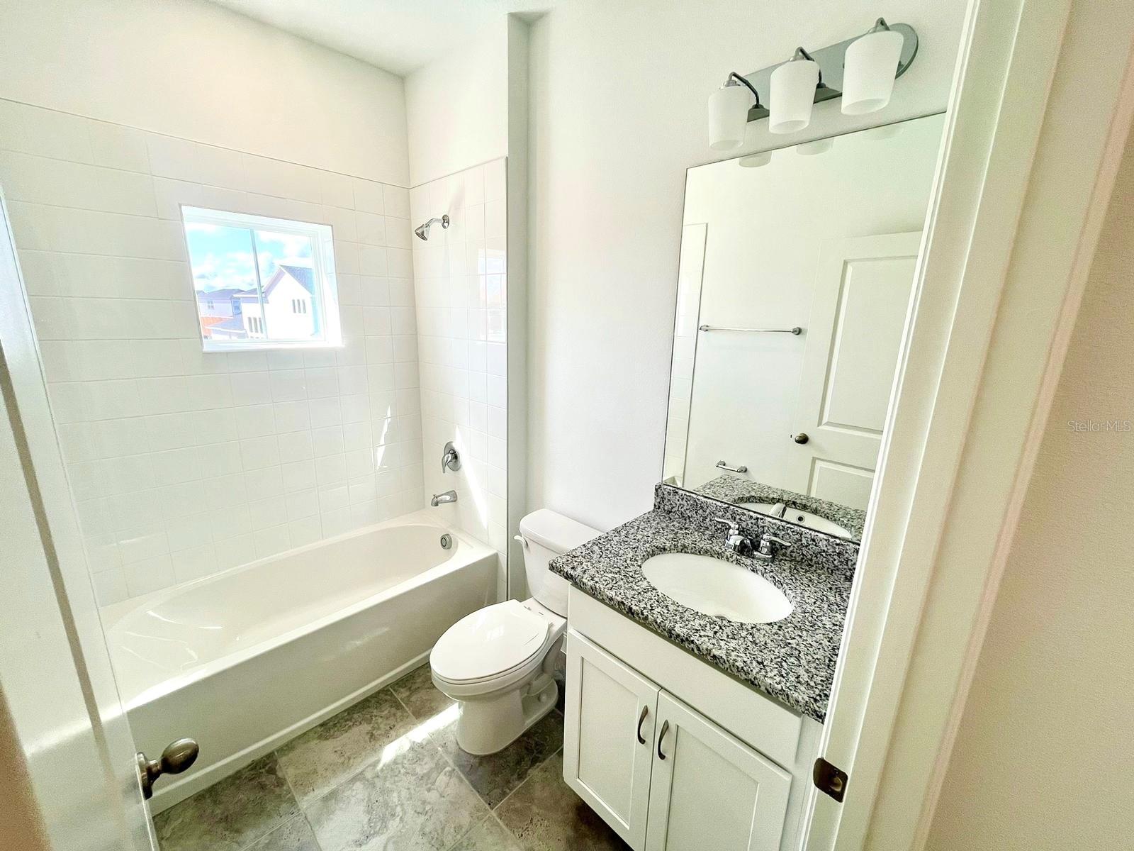 Image 17 of 21 For 3082 Voyager Avenue