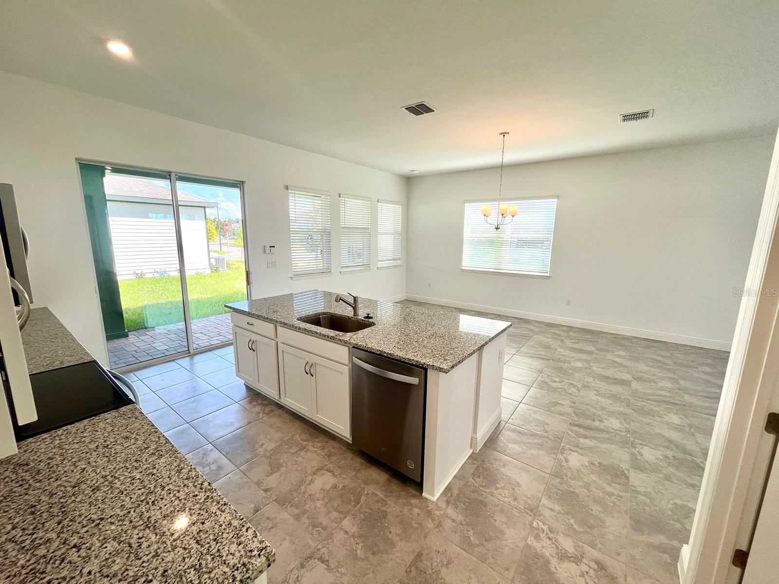 Image 6 of 21 For 3082 Voyager Avenue