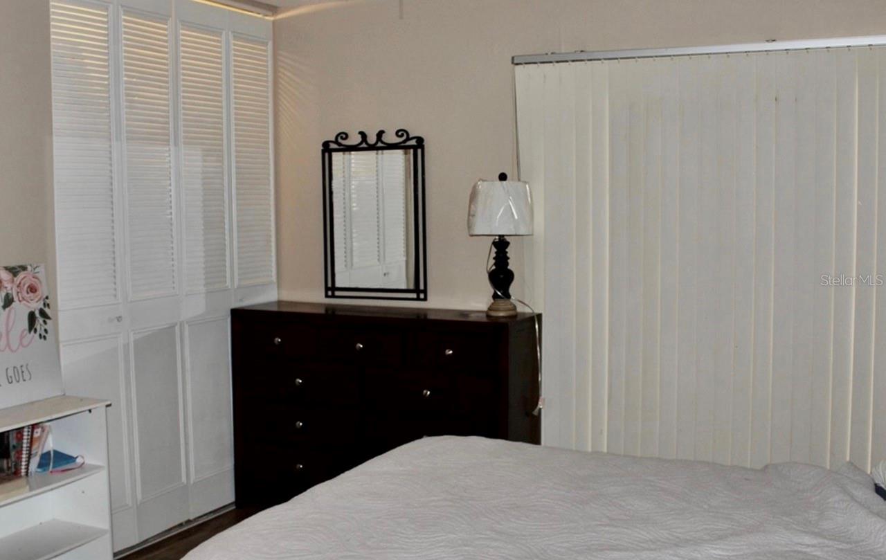 Image 10 of 17 For 429 Sheoah Boulevard 8