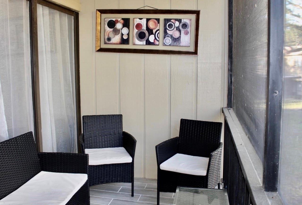 Image 14 of 17 For 429 Sheoah Boulevard 8