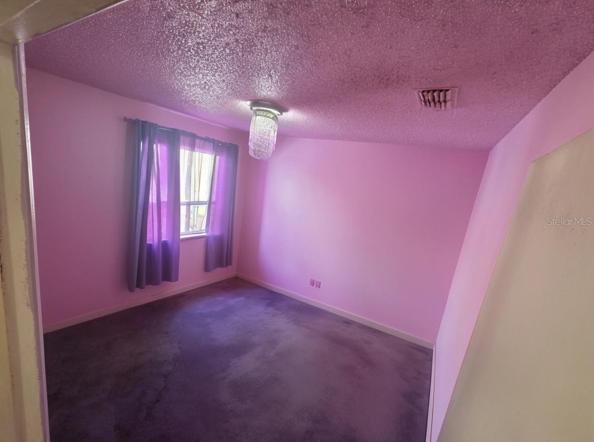 Image 14 of 24 For 299 Indian Point Circle