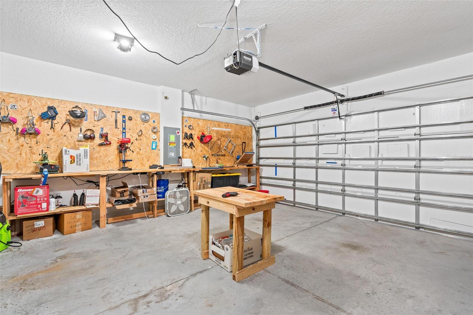 Image 31 of 34 For 360 Loch Ct