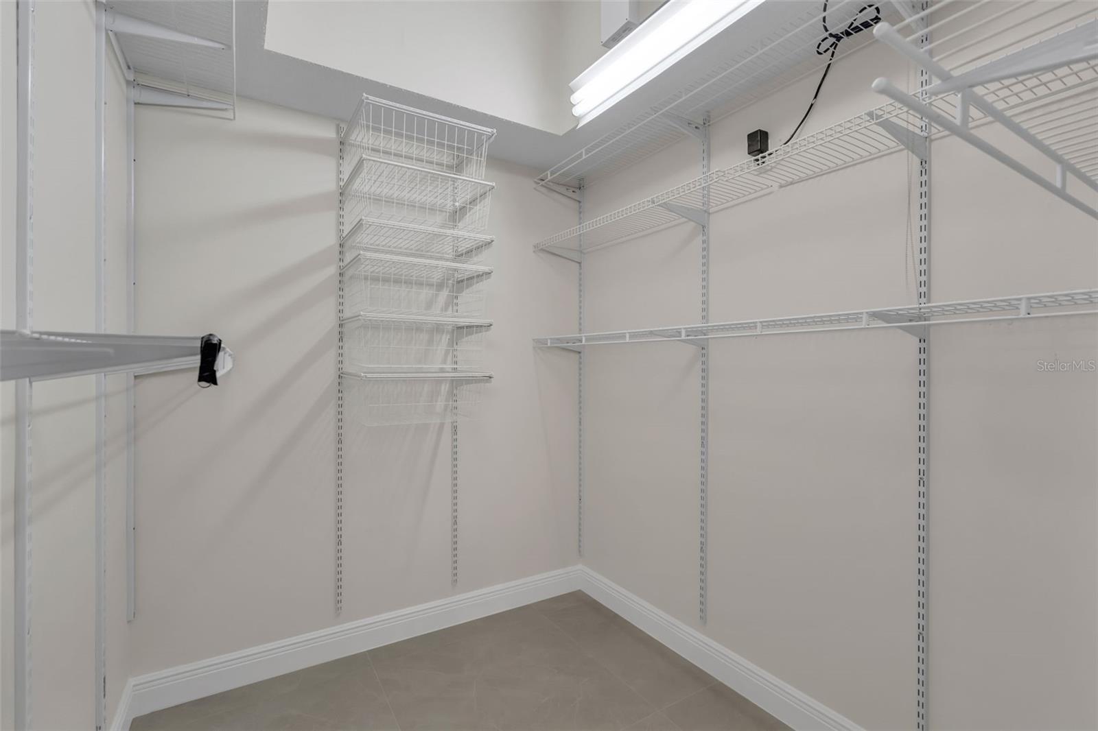 Image 29 of 62 For 2626 Raccoon Run Lane