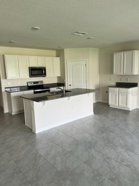 Image 2 of 22 For 2016 Carnostie Road