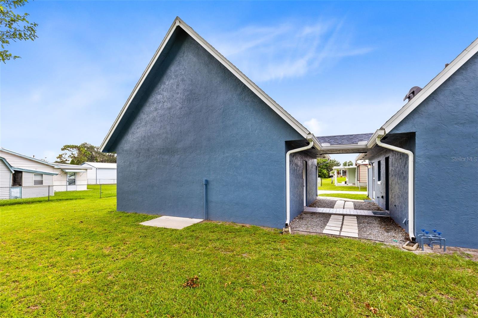 Image 30 of 41 For 435 Lantern Drive