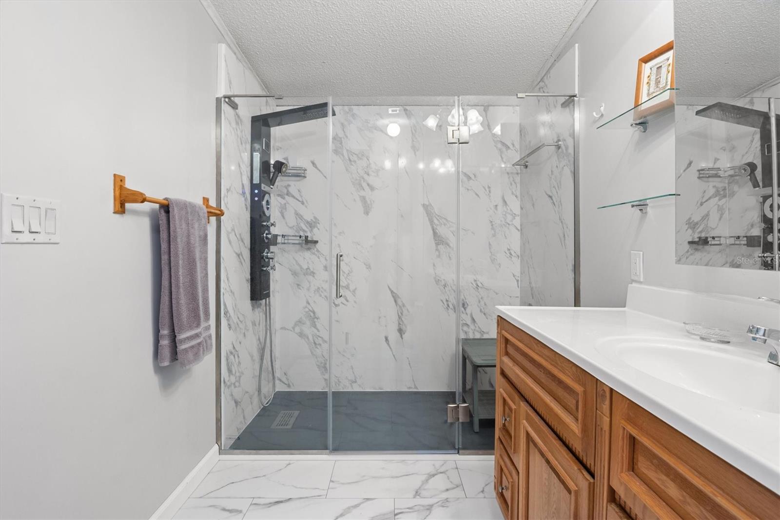 Image 20 of 43 For 6302 Treasure Valley Loop