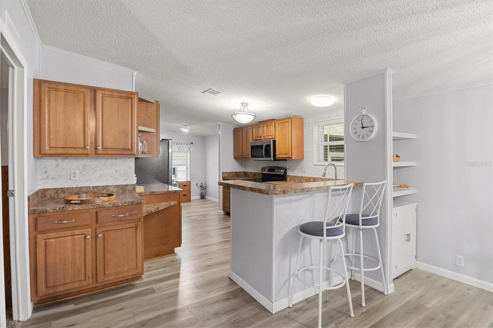 Image 8 of 43 For 6302 Treasure Valley Loop