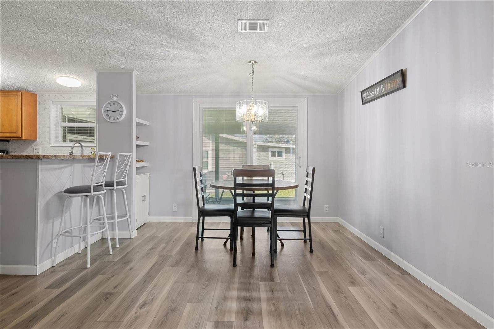 Image 9 of 43 For 6302 Treasure Valley Loop