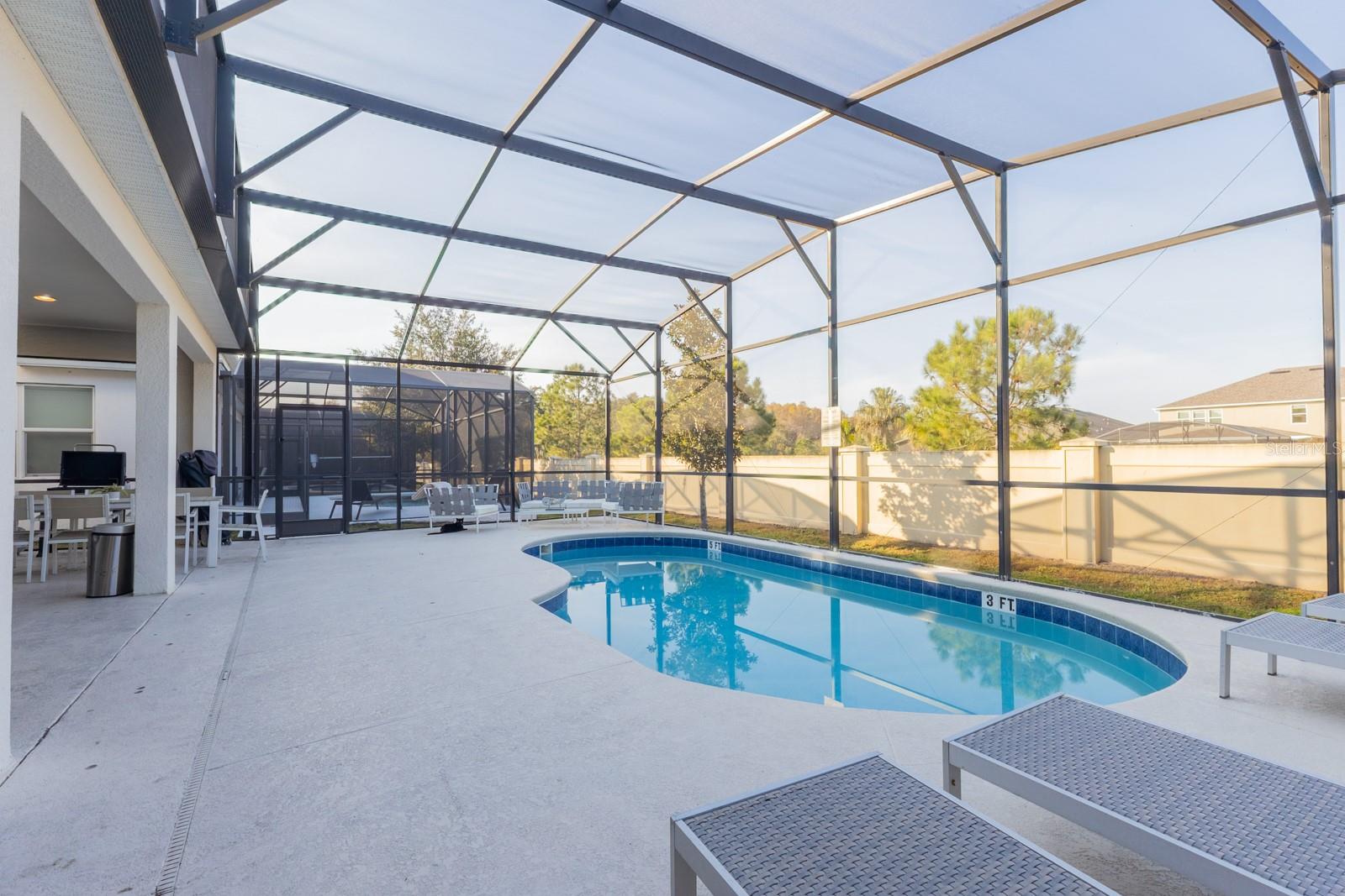 Image 20 of 28 For 2659 Calistoga Avenue