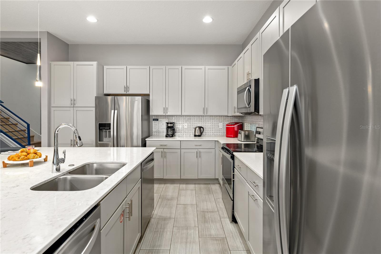 Image 14 of 55 For 8021 Oak Shadow Court