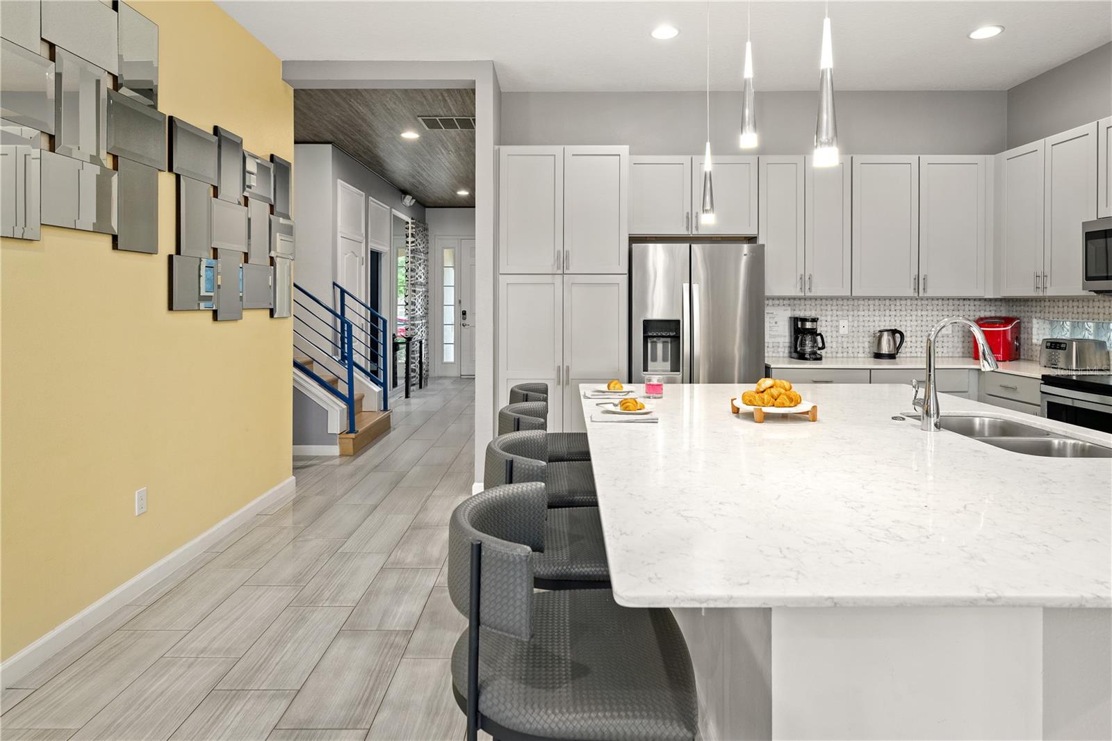 Image 16 of 55 For 8021 Oak Shadow Court