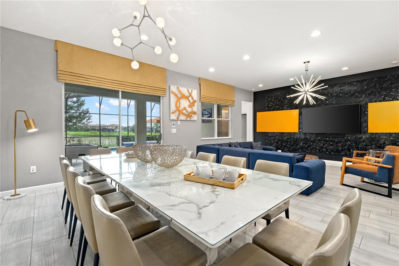 Image 18 of 55 For 8021 Oak Shadow Court