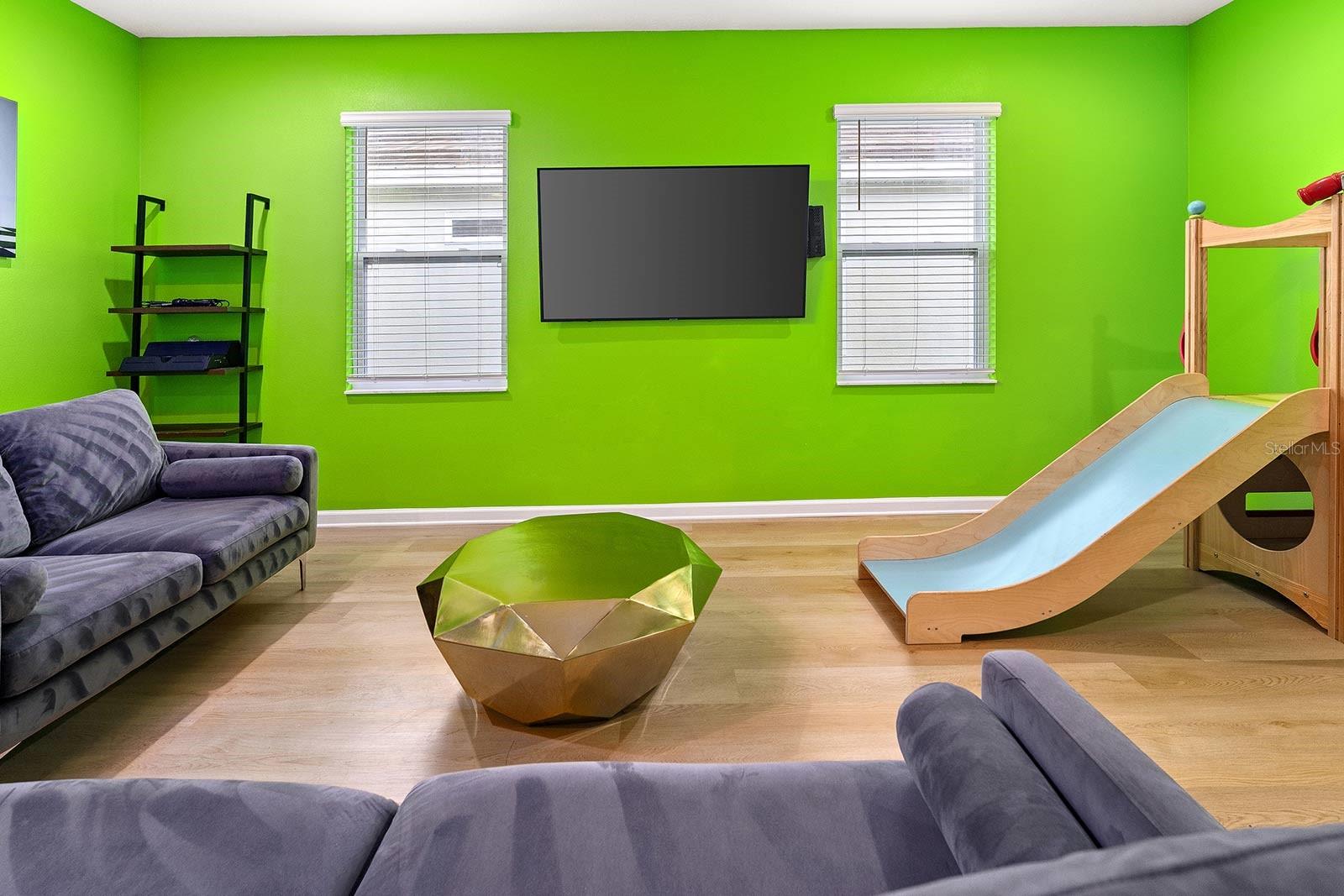 Image 34 of 55 For 8021 Oak Shadow Court