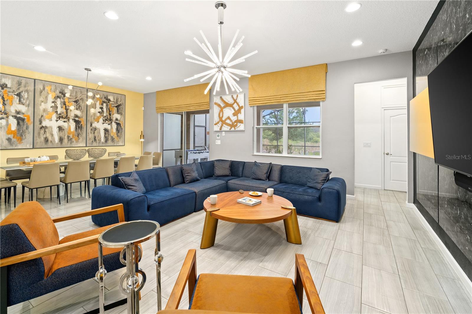 Image 4 of 55 For 8021 Oak Shadow Court