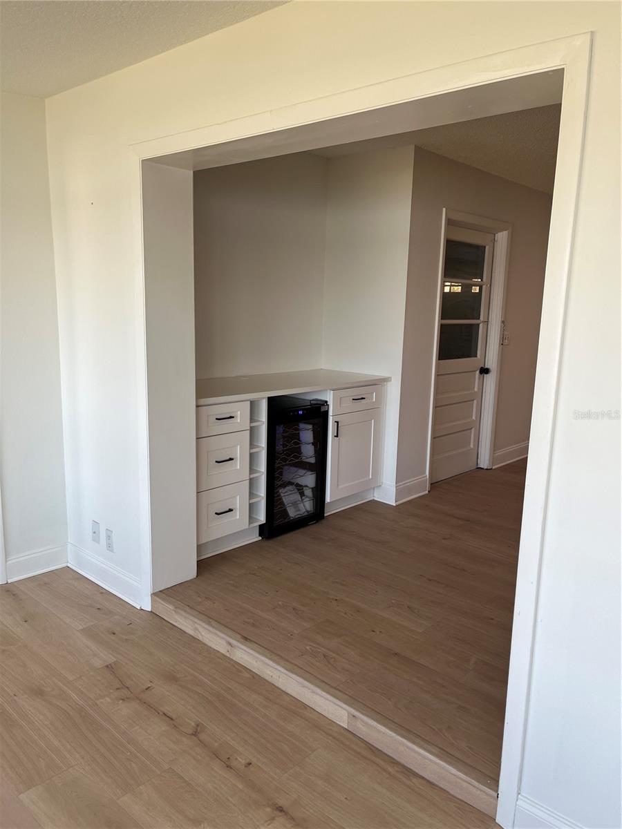 Image 15 of 33 For 6346 Bennett Court