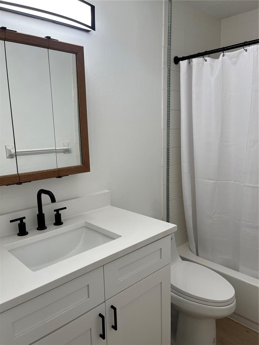 Image 22 of 33 For 6346 Bennett Court