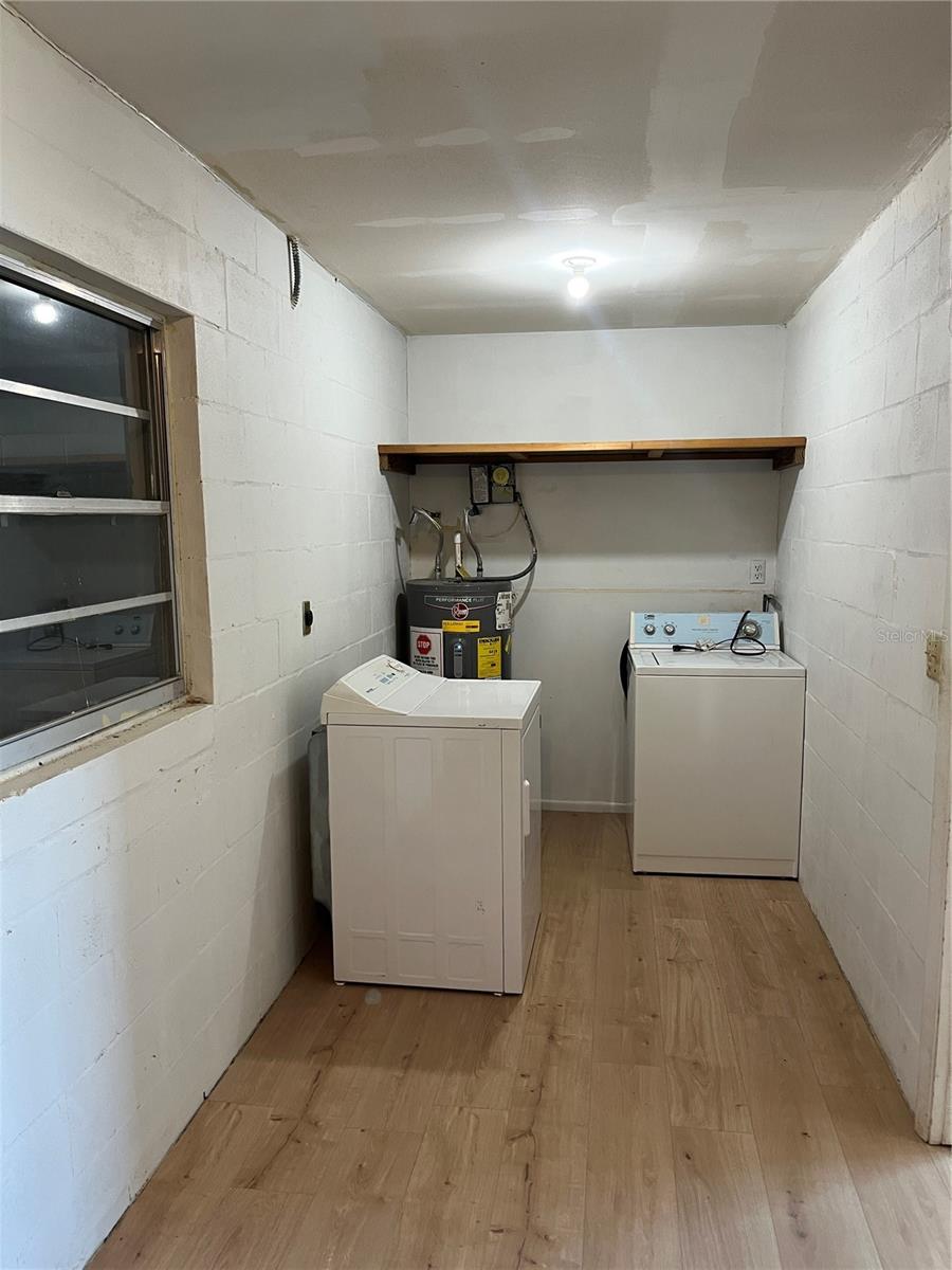 Image 31 of 33 For 6346 Bennett Court